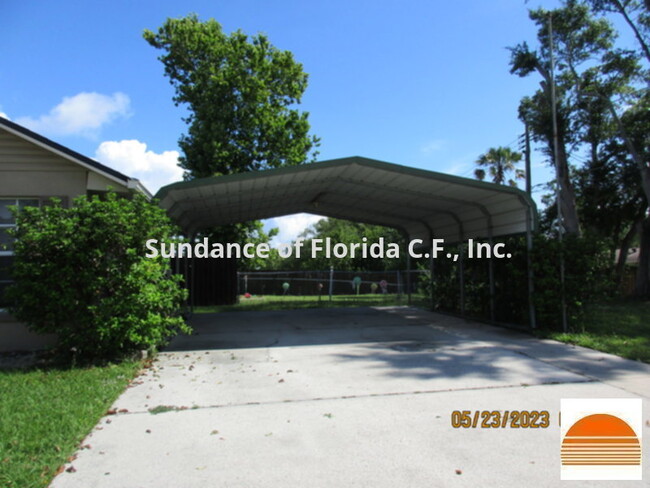 Building Photo - Duplex    Osceola County