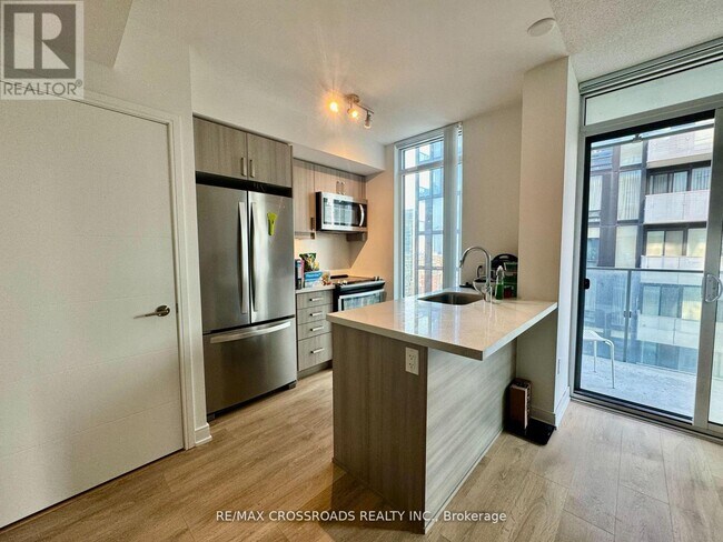 Photo du bâtiment - 50 Wellesley St E