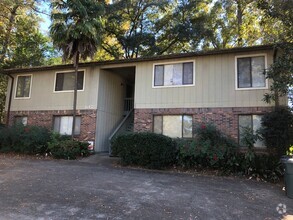 Building Photo - 599 Chicopee Ct
