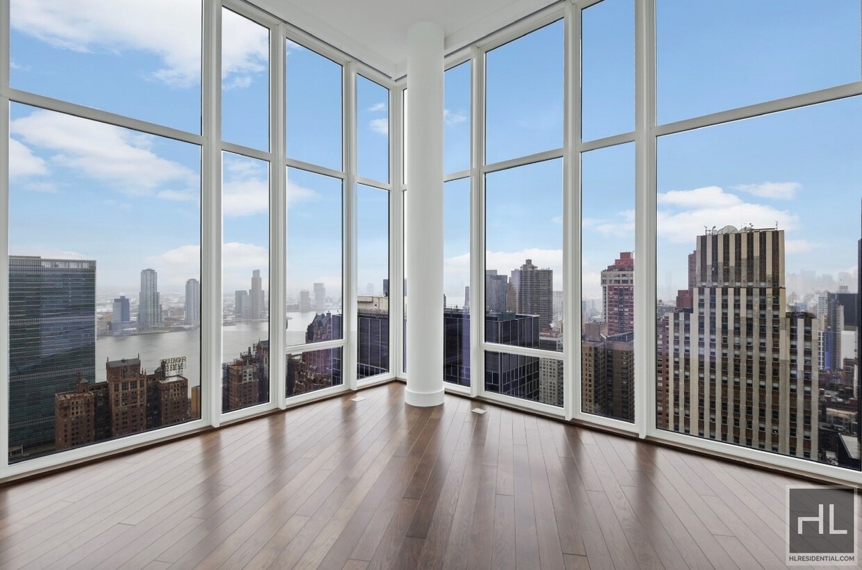 Foto principal - 222 East 44th Street