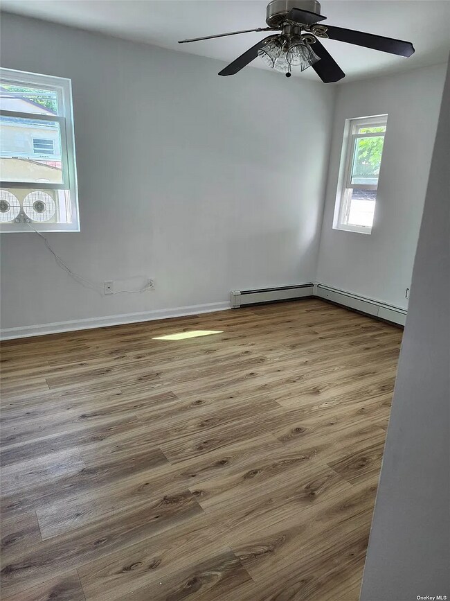 Building Photo - 524 W Fulton St