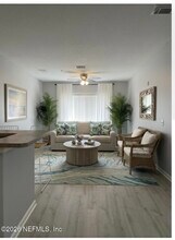 Building Photo - 6984 Ortega Woods Dr