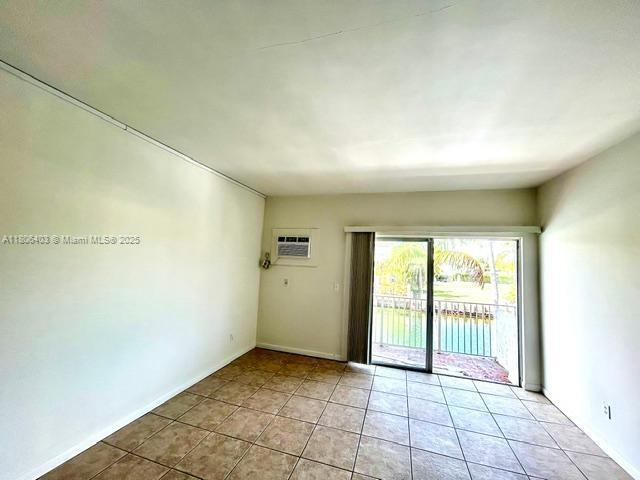 Foto del edificio - 2225 NE 123rd St