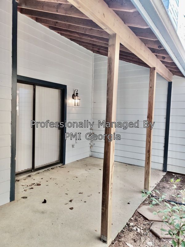Building Photo - Wonderful 2 Bedroom 2.5 Baths Coming Soon