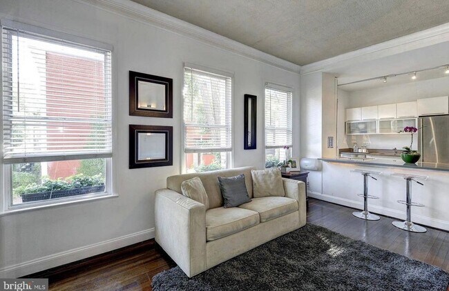 Foto del edificio - 1822 15th St NW