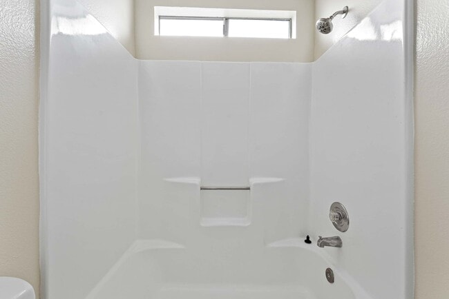 Building Photo - 1616 Grismer