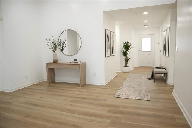 Foto del edificio - 2250 Berkeley Creek Ct