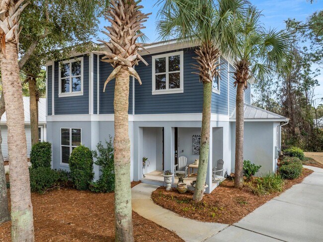 Building Photo - 2024 Pine Island Cir