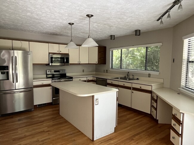 Photo - 5480 Eastwind Rd (Wilmington, NC) House