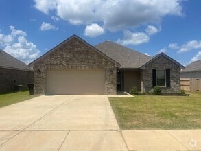 Building Photo - 605 Cabernet Ct