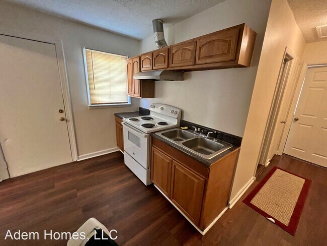 Foto del edificio - 1 br, 1 bath House - 684 Lipford St