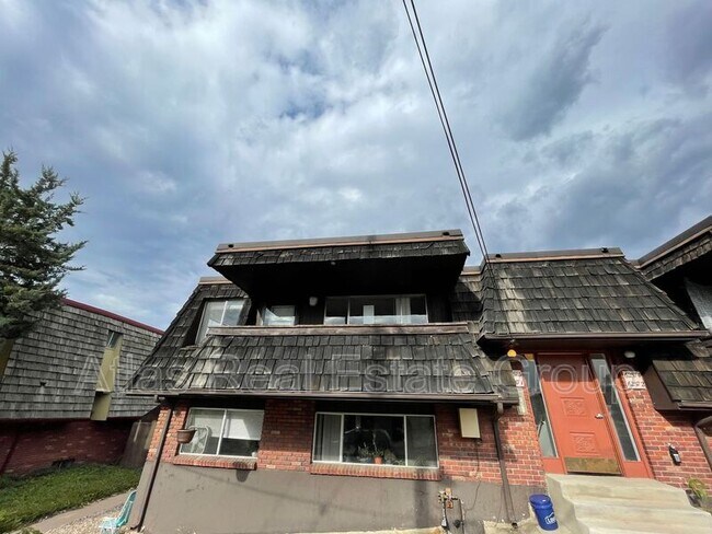 Foto del edificio - 6257 Estes St