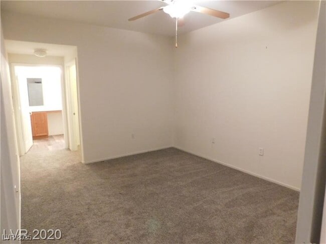 Building Photo - 9303 Gilcrease Ave