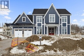 Building Photo - 6 Aldwinckle Ave.