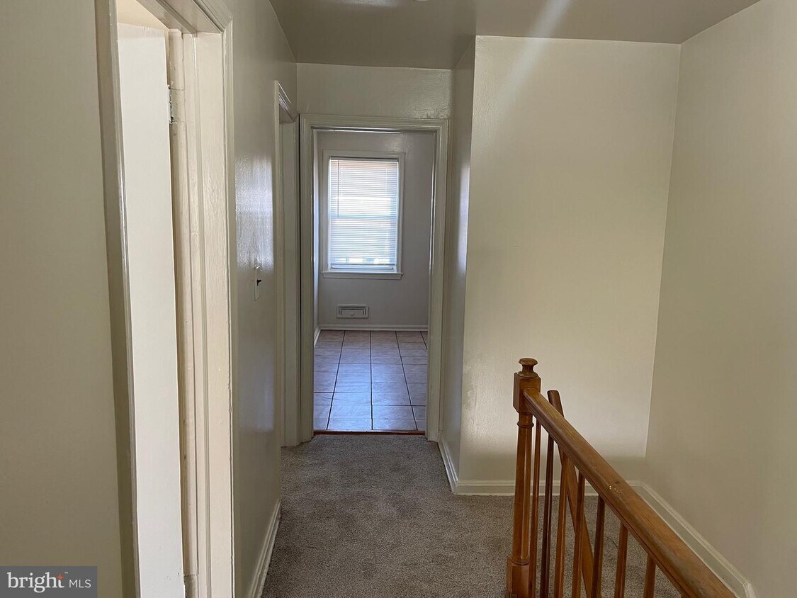 Primary Photo - 734 Umbra St