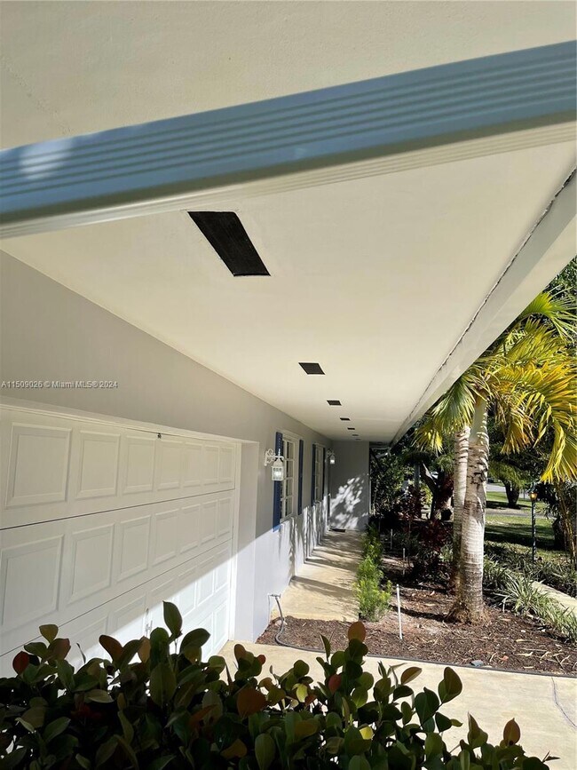 Foto del edificio - 7885 SW 158th Terrace