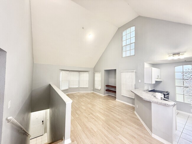 Foto del edificio - 6324 Raleigh St