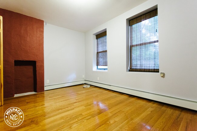 Building Photo - 768 Herkimer St