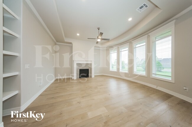 Building Photo - 2001 Marsala Dr