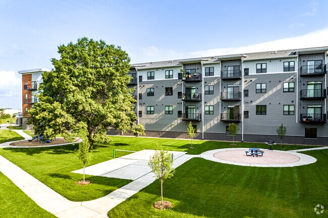 Patio al aire libre y Pickle Ball - Golden Aspen Flats