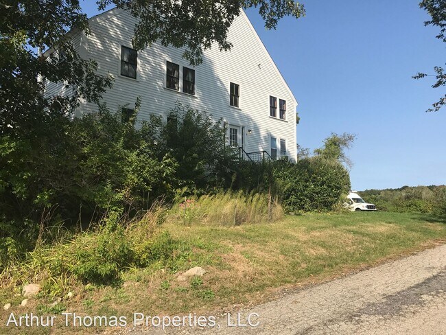 Building Photo - 224 Mast Rd
