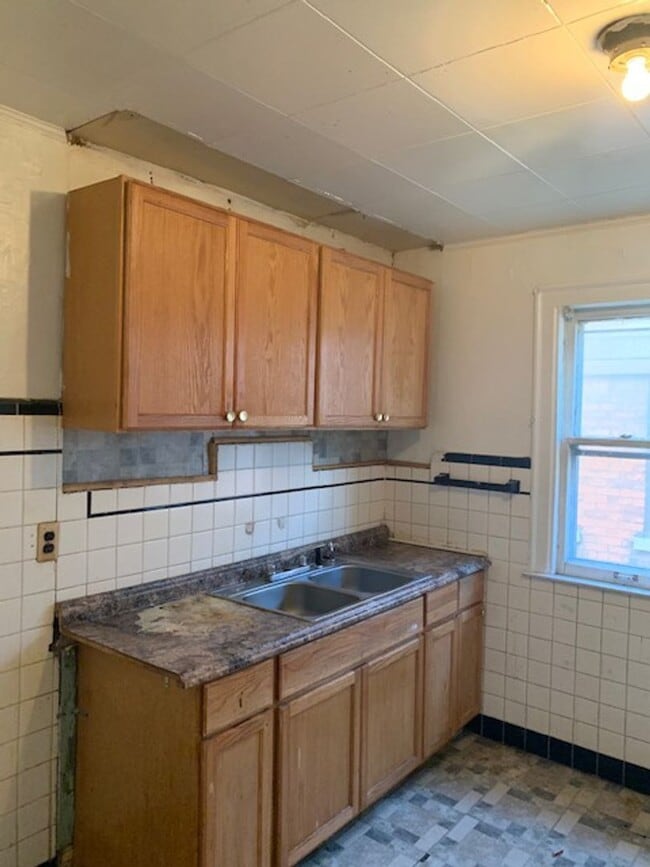 Foto del edificio - 15340 Hartwell St