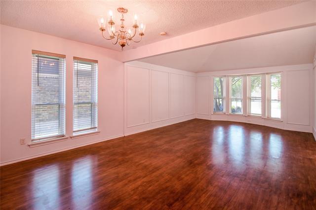 Foto del edificio - 2710 Laurel Oaks Dr