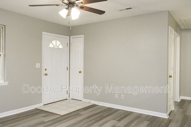Building Photo - 1600 Duke Ln