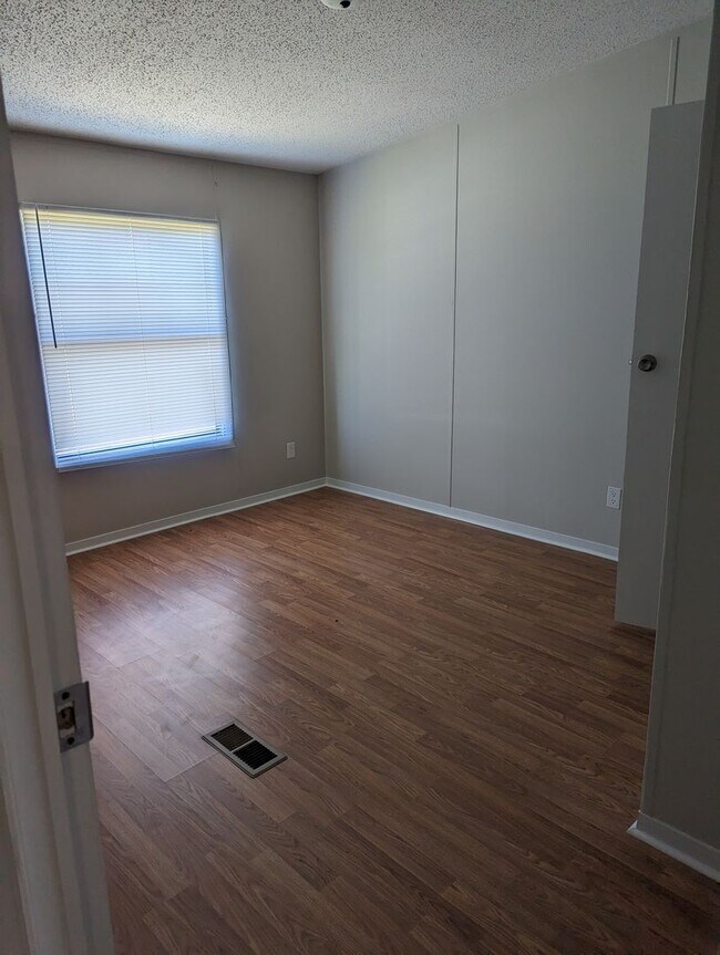 Foto del edificio - 4 BR, 2 BA 1,792 sq ft doublewide Trailer ...