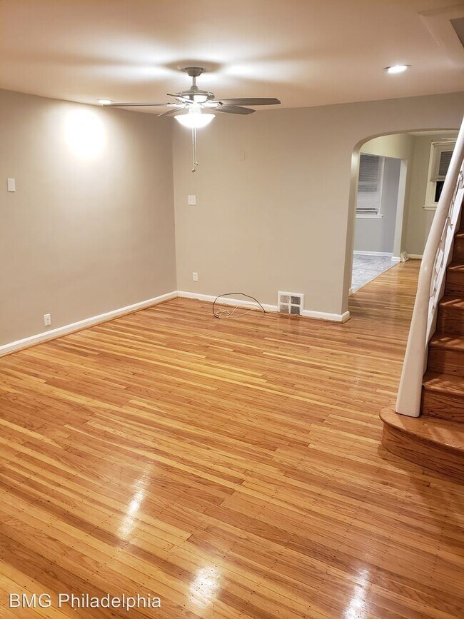 Foto del edificio - 3 br, 2.5 bath House - 315 E Claremont Rd