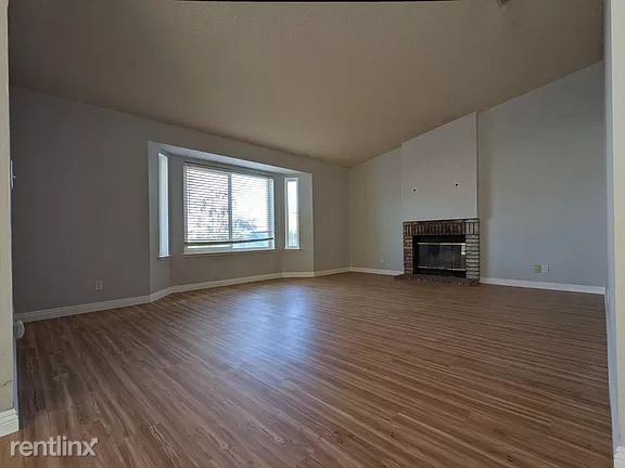Building Photo - 3 br, 2 bath House - 1361 El Rancho Dr