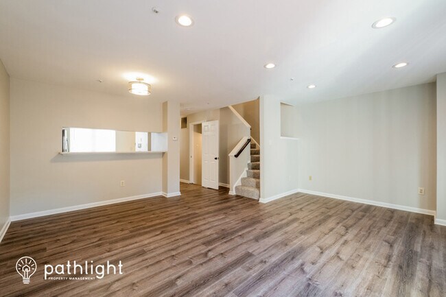 Foto del edificio - 9935 Raintree Way, Clinton, MD, 20735