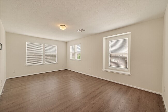 Foto del edificio - 18814 Bailey Oaks Ln
