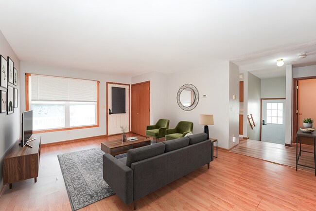 Foto del edificio - 6505 Snow Rd