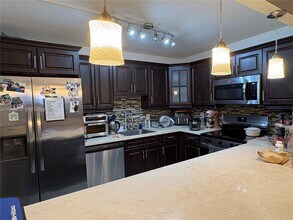 Building Photo - 1200 NE Miami Gardens Dr