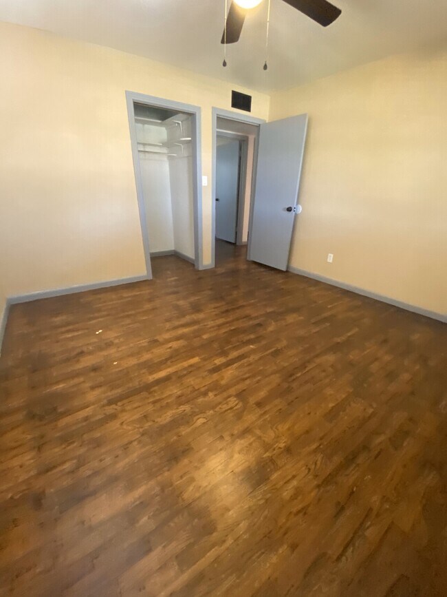 Building Photo - Melrose House