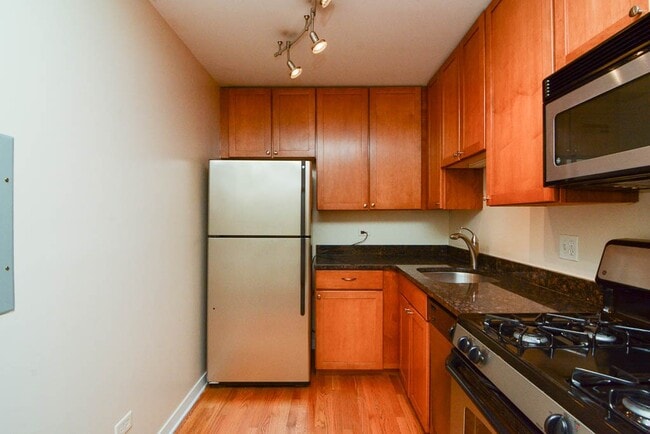 Foto del edificio - 630 W Wrightwood Ave