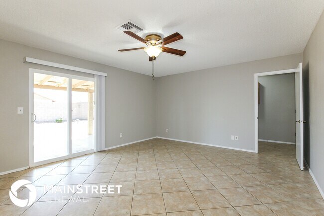 Foto del edificio - 9007 W Cinnabar Ave