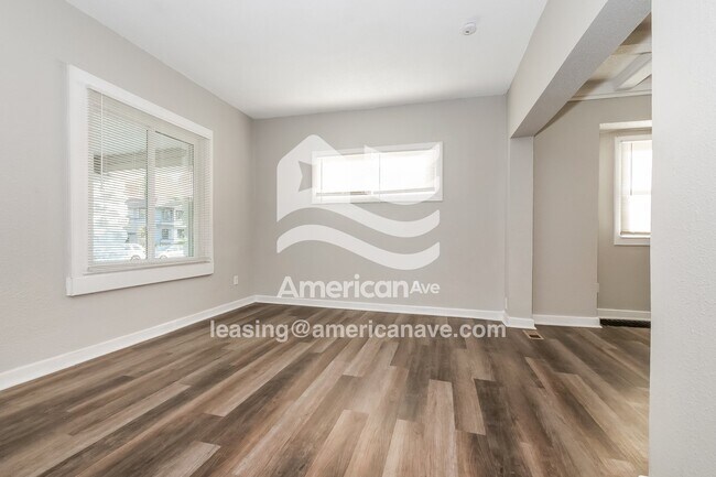 Foto del edificio - 3217 E 30th St