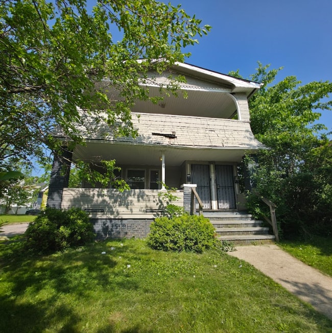 Building Photo - 3625 E 153rd St