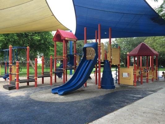 Building Photo - 6201 SW 116th Pl