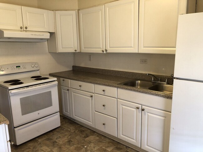 Foto del edificio - Reading 4 bedroom Single