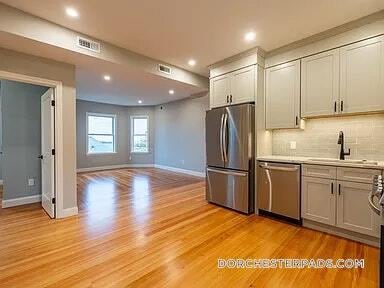 Building Photo - 19 Sawyer Ave