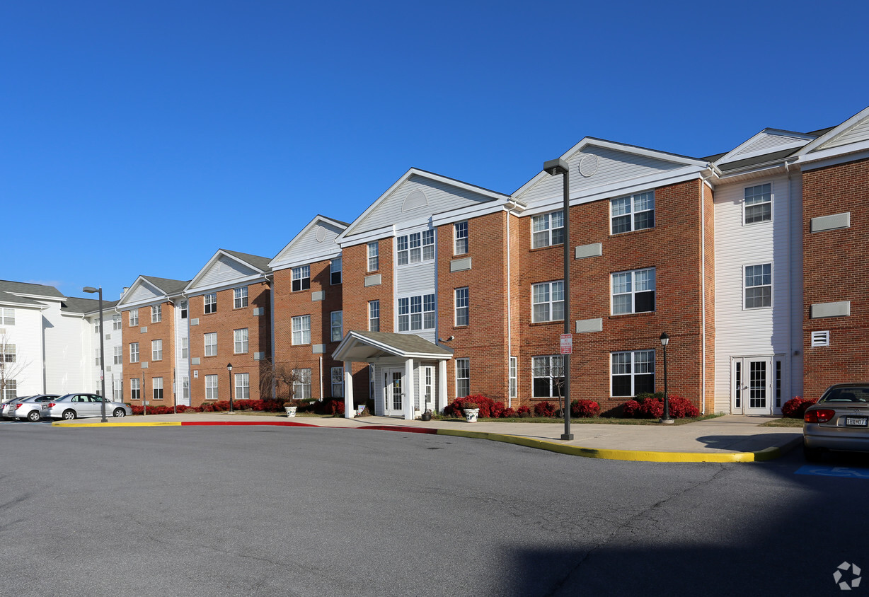 Primary Photo - Francis Murphy Apartments