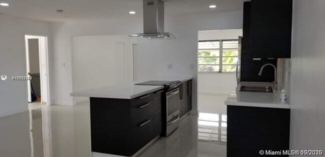 Foto del edificio - 7365 NW 15th St