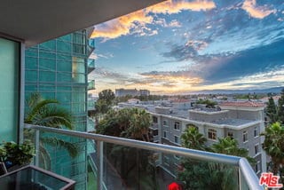 Building Photo - 13700 Marina Pointe Dr