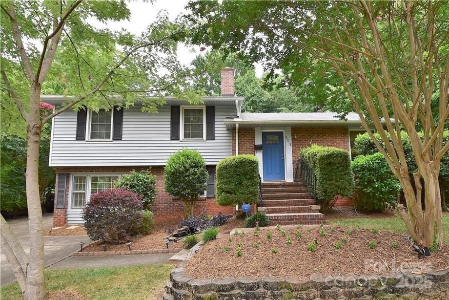 Foto principal - 4918 White Oak Rd