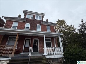 Building Photo - 616 Christian St