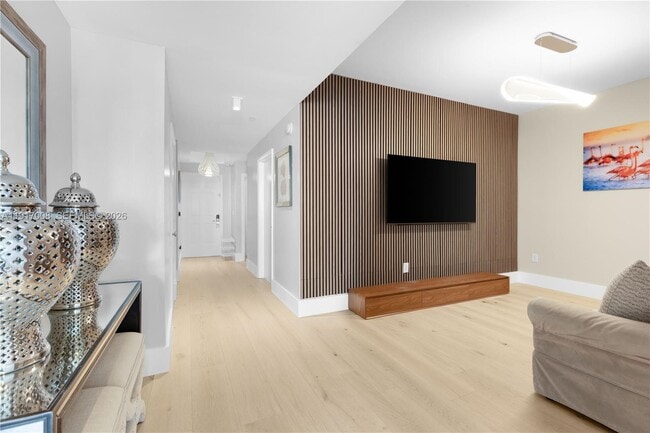 Foto del edificio - 3340 NE 190th St