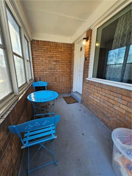 Foto del edificio - 4205 Stanton Ave